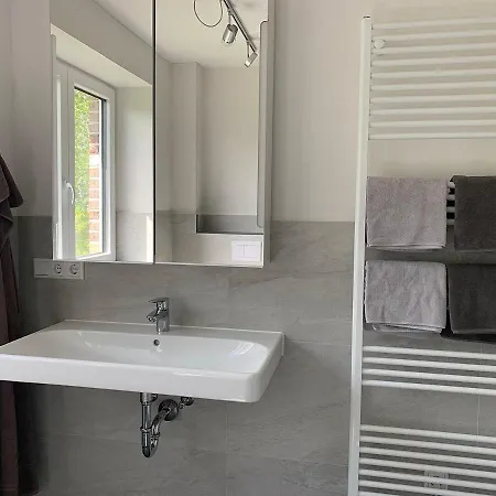 Pfahlbau: Für 4 Personen Apartment Vollerwiek